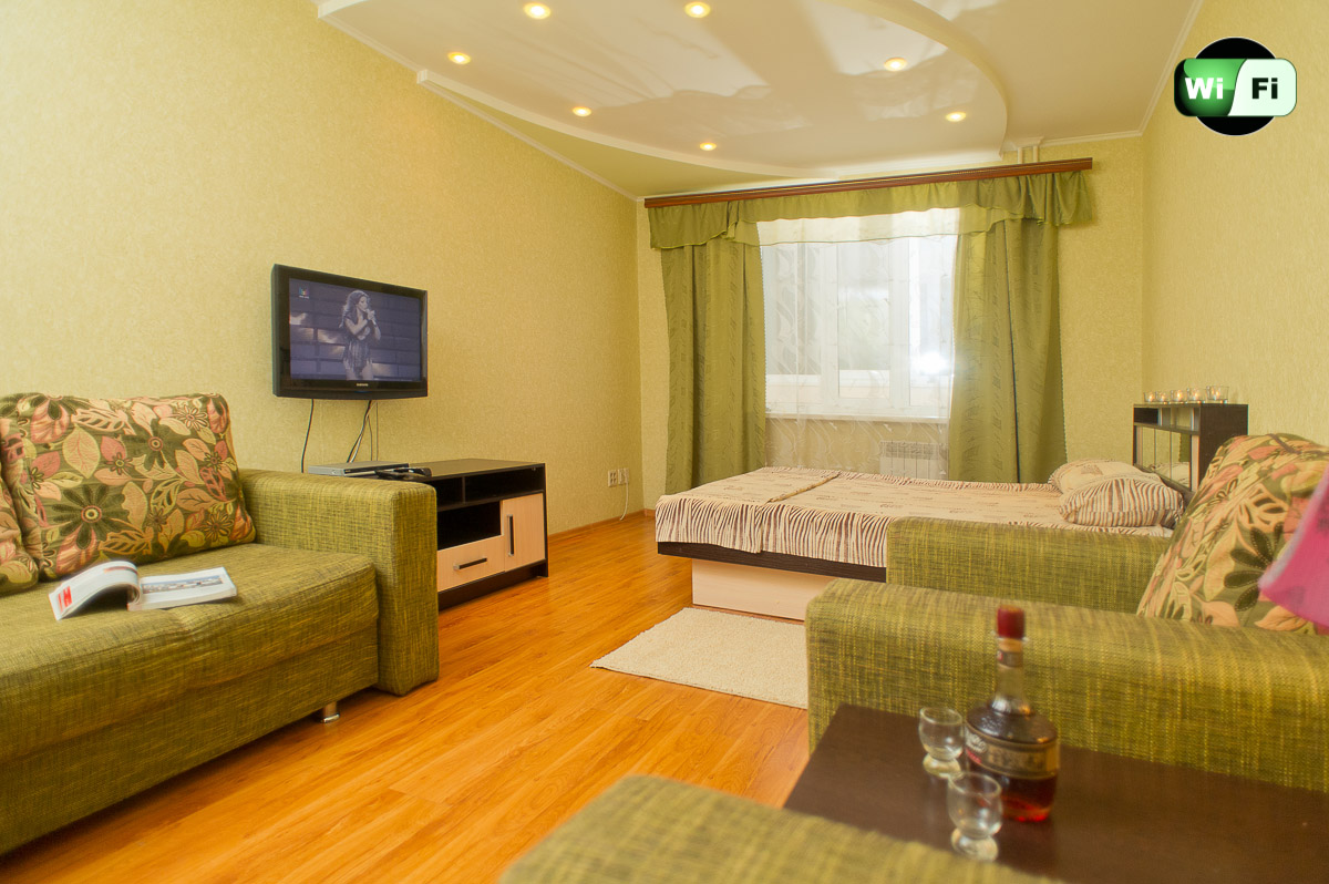 кровать в посуточной однокомнатной квартире VIP класса по ул. Пушкина