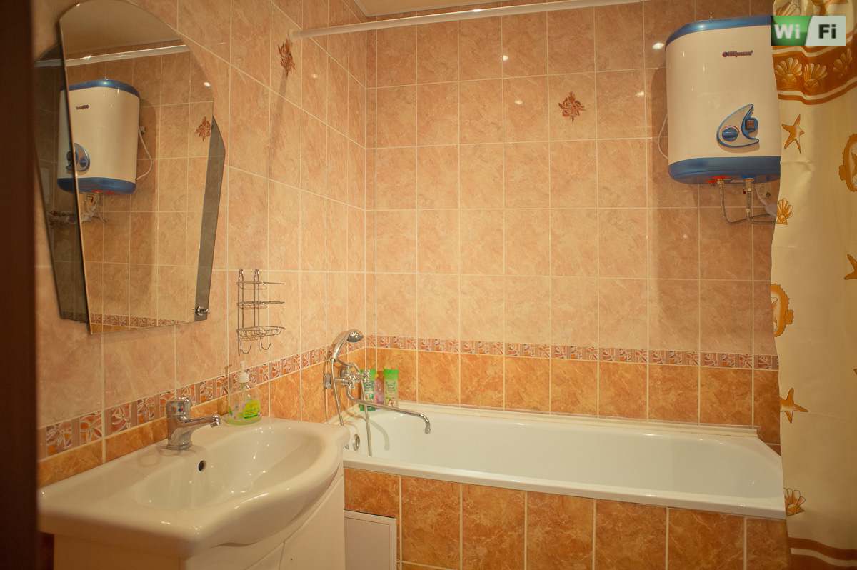 ванная в посуточной трехкомнатной квартире VIP класса по ул. Пушкина